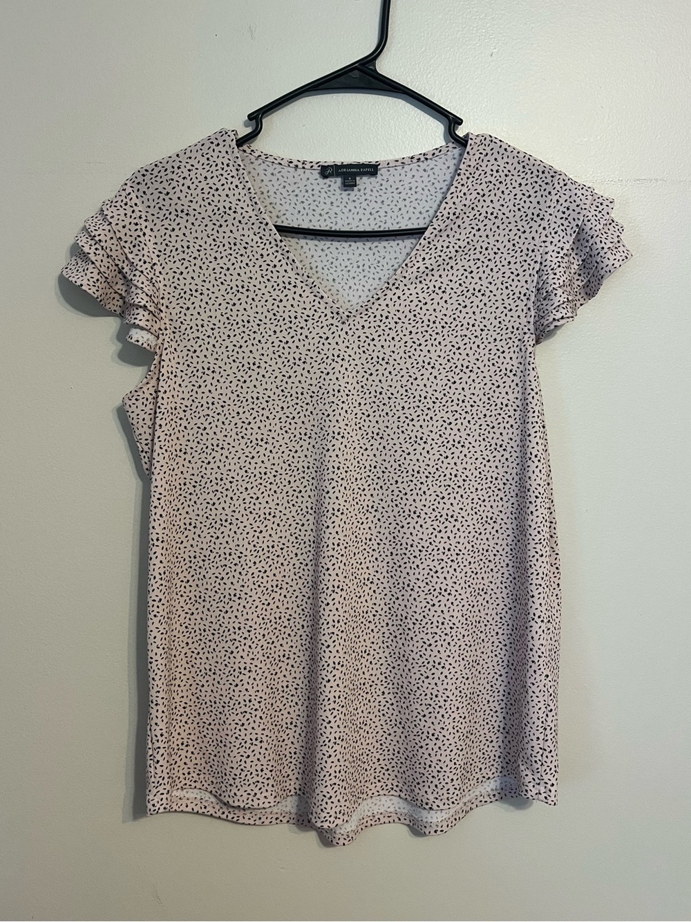 Adrianna Papell Light Pink and Black V-Neck Top with Ruffle Sleeves